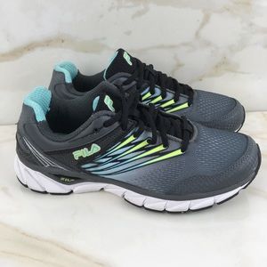 FILA WOMENS RUNNING SHOES/MEMORY ARIZER 3 SIZE 7.5